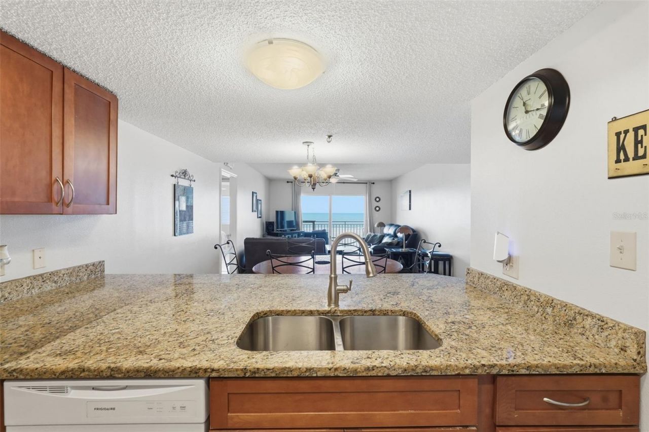 17450 Gulf Boulevard, Unit 104, Redington Shores, FL 33708 Photo
