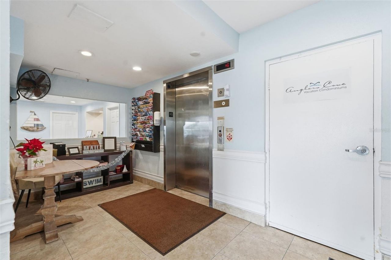 17450 Gulf Boulevard, Unit 104, Redington Shores, FL 33708 Photo