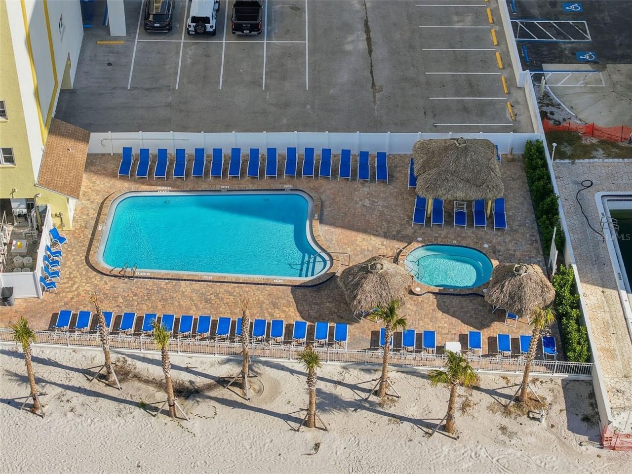 17450 Gulf Boulevard, Unit 104, Redington Shores, FL 33708 Photo