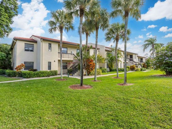 21215 Lago Circle, Unit C, Boca Raton, FL 33433