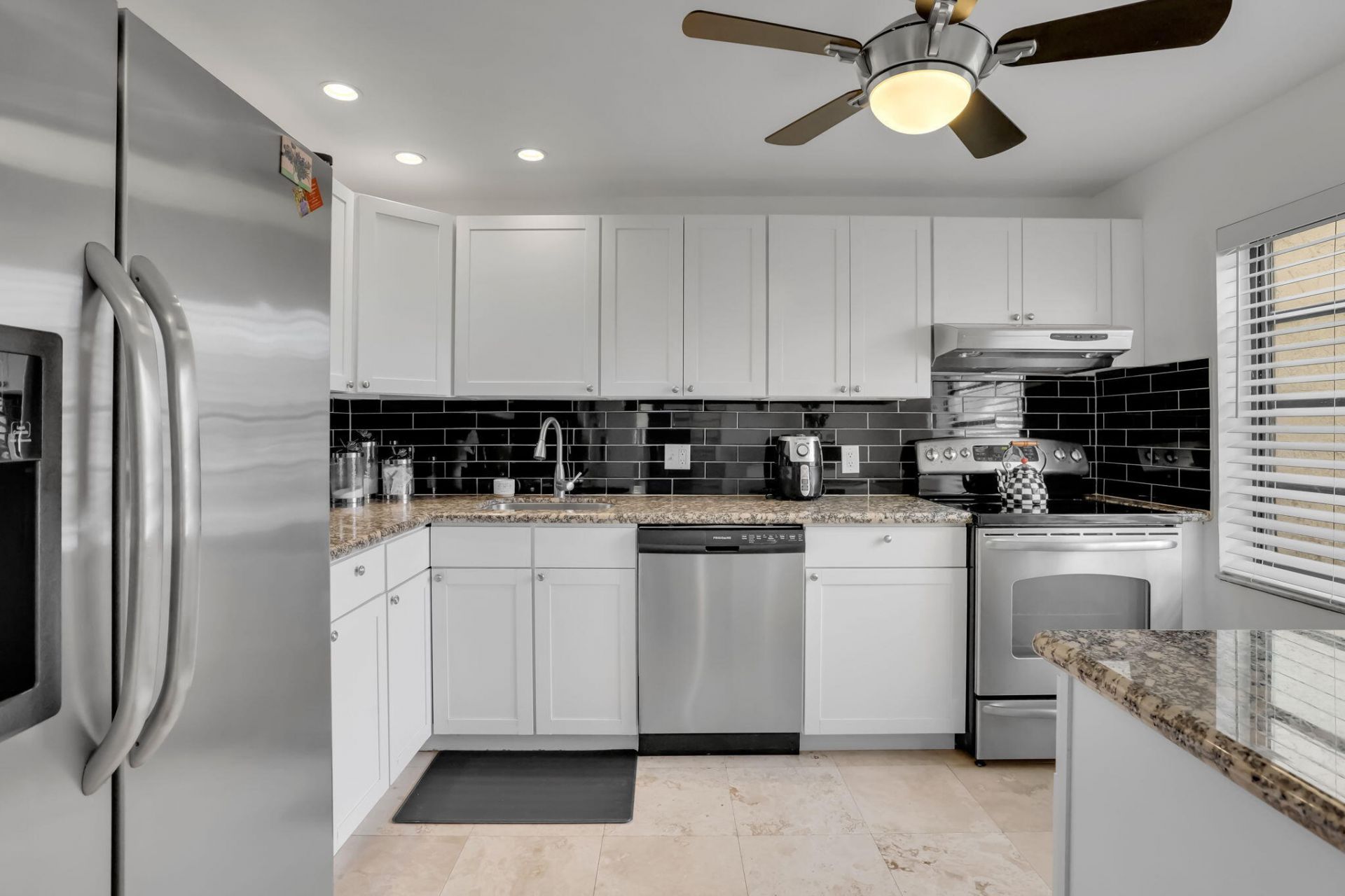 21215 Lago Circle, Unit C, Boca Raton, FL 33433 Photo