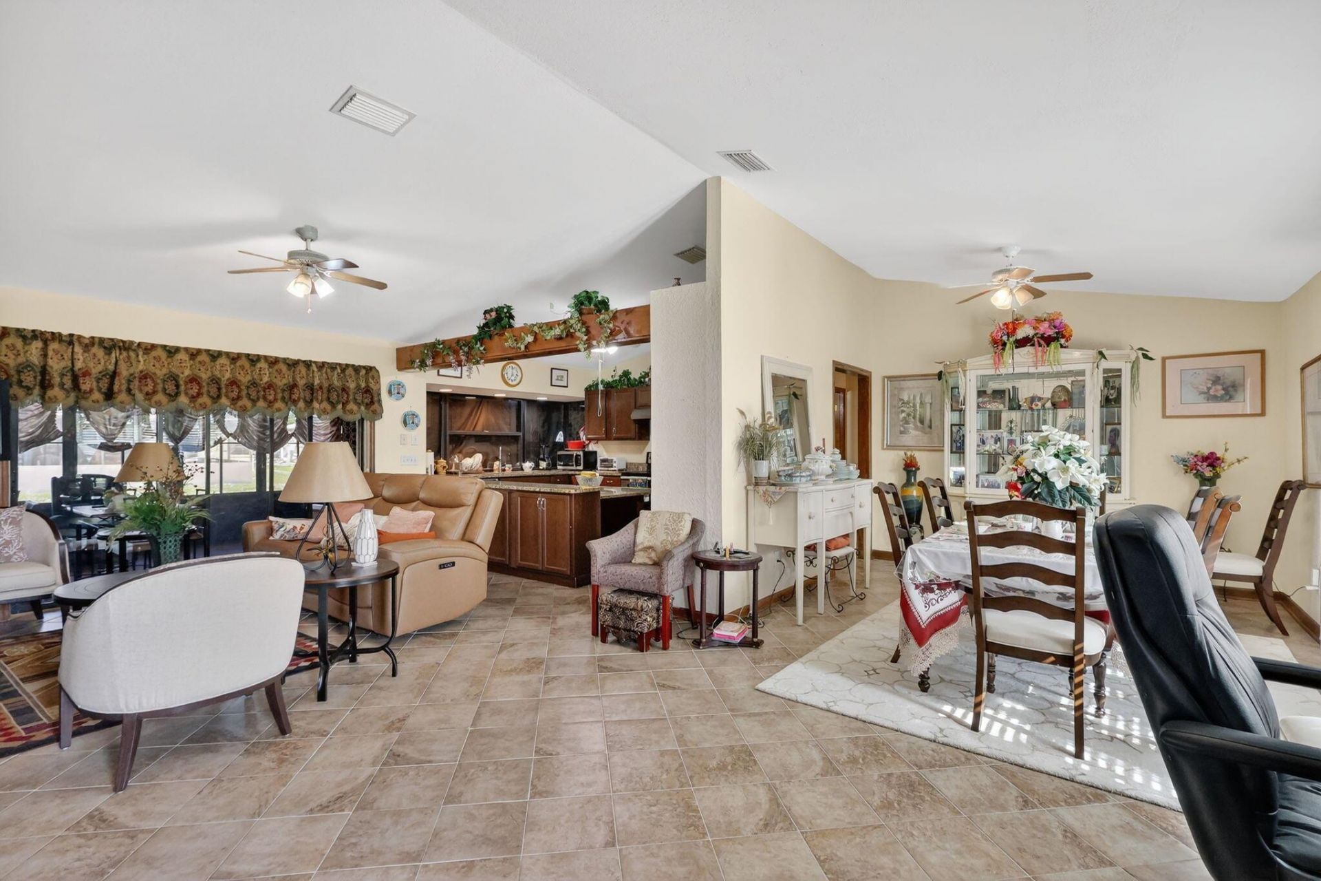 943 SE Brookedge Avenue E, Port Saint Lucie, FL 34983 Photo