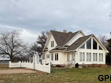 1445 County Road 2100 Road, Wilber, NE 68465