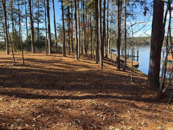 34 Bent Pebble Point, Lumberton, MS 39455