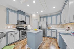 1230 Merrymount Dr. photo 4