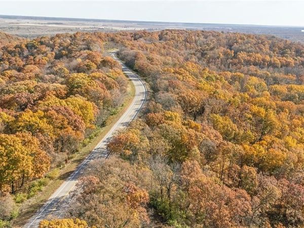 79 State HWY, New London, MO 63459