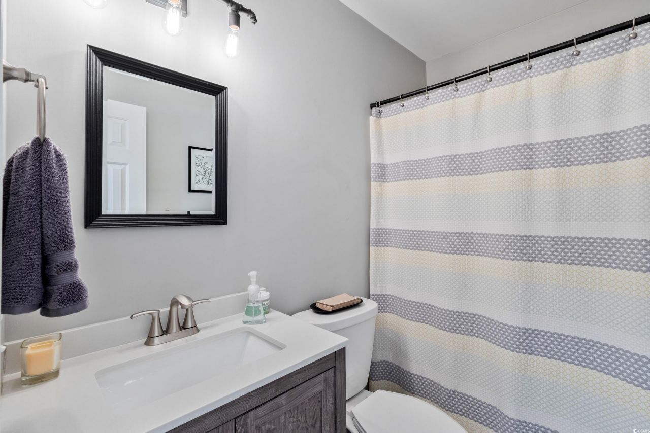 830 Fairway Dr. Photo 13