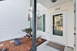 830 Fairway Dr. photo 4