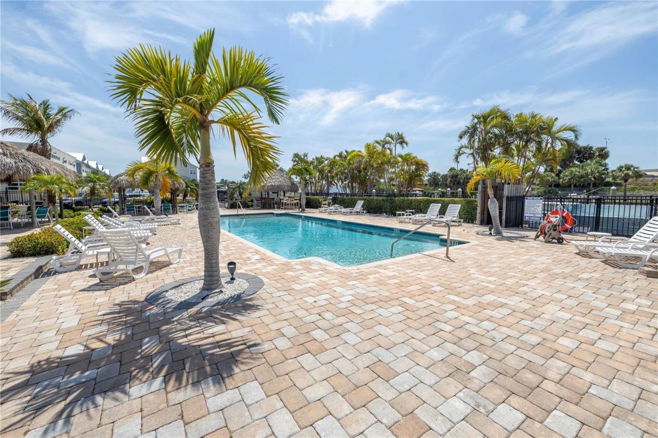 5930 Anchorage Way S, Saint Petersburg, FL 33712 Photo