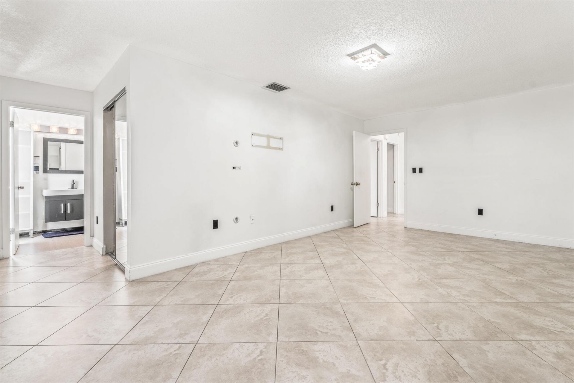 1373 SW 151st Avenue, Sunrise, FL 33326 Photo