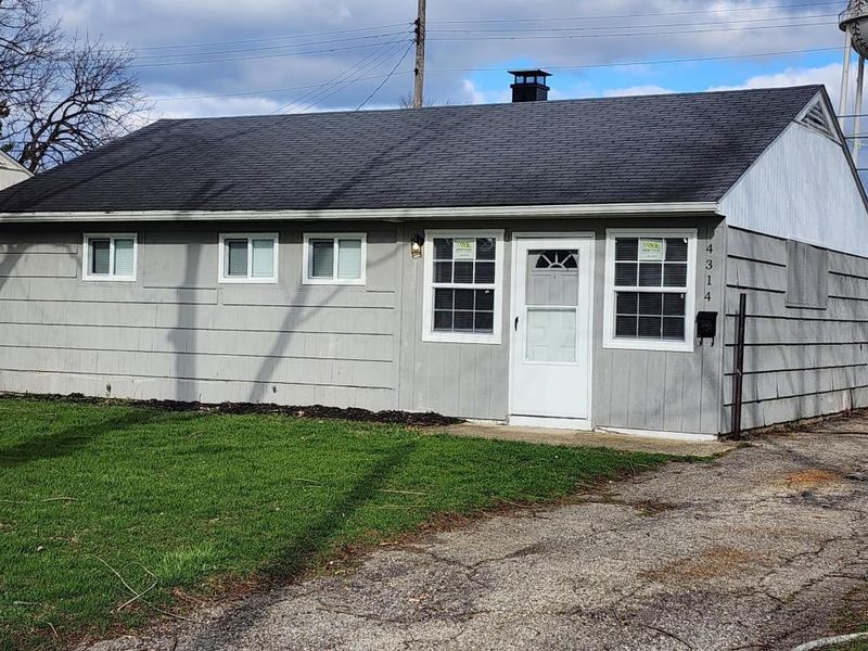 4314 Robin Street, Grove City, OH 43123 Photo 1