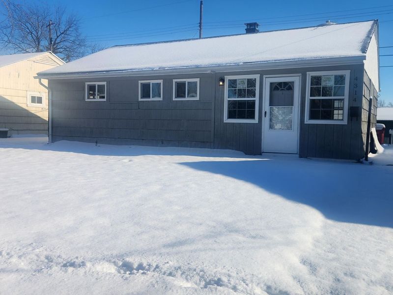 4314 Robin Street, Grove City, OH 43123 Photo 1