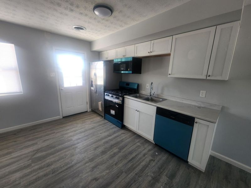 4314 Robin Street, Grove City, OH 43123 Photo 3