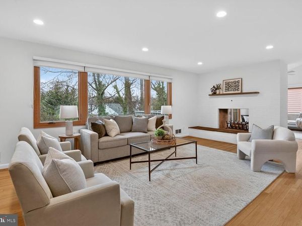 6104 ROBINWOOD ROAD, BETHESDA, MD 20817