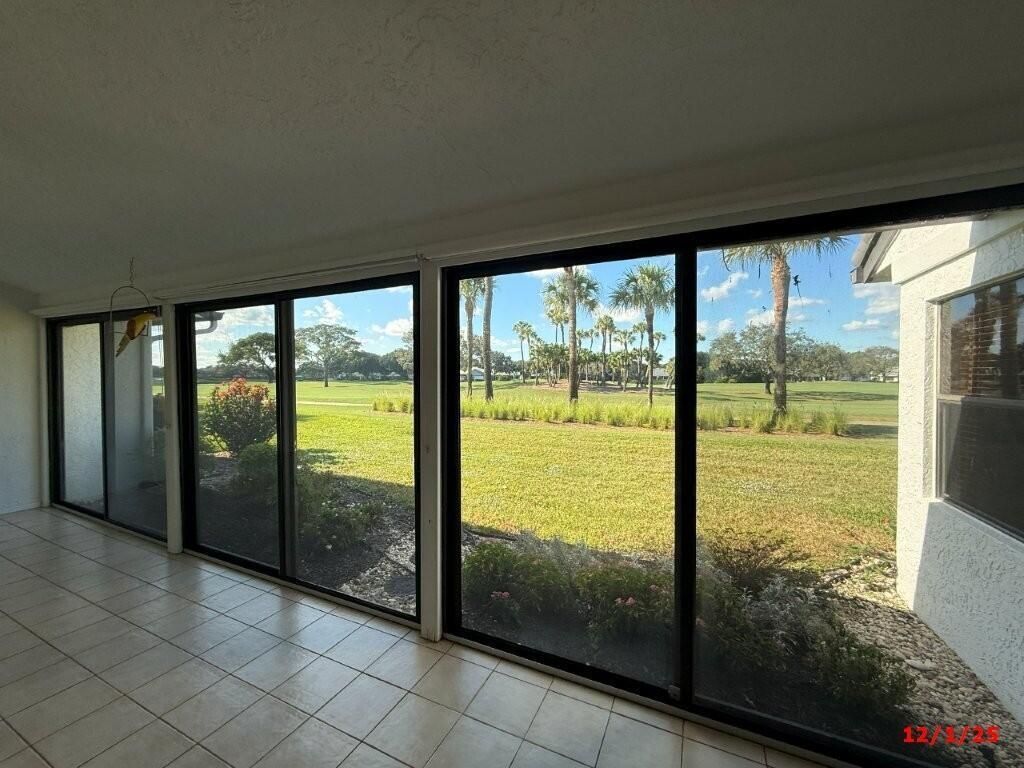 9 Windsor Lane, Boynton Beach, FL 33436 Photo