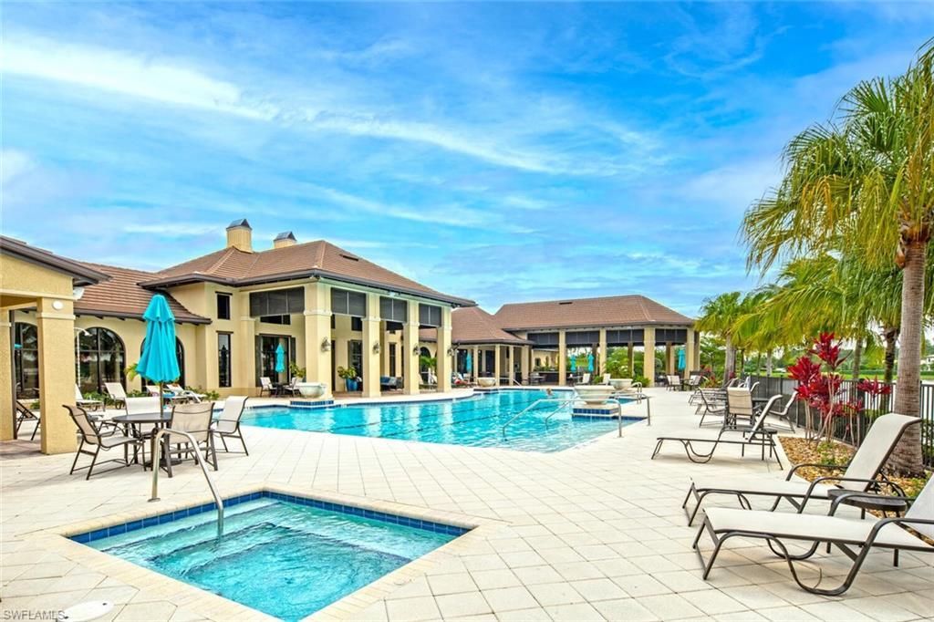 2115 Antigua Ln, Naples, FL 34120 Photo