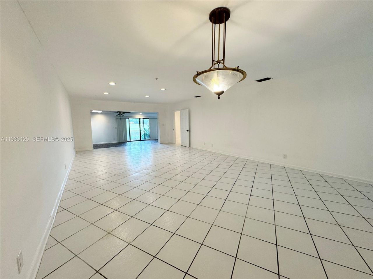 2001 S Saint Andrews Rd, Unit 121, Hollywood, FL 33021 Photo