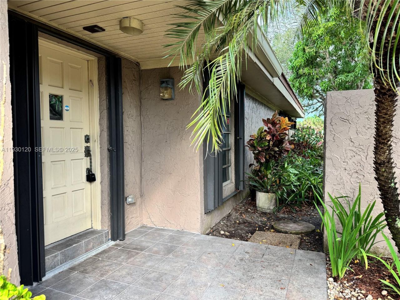 2001 S Saint Andrews Rd, Unit 121, Hollywood, FL 33021 Photo