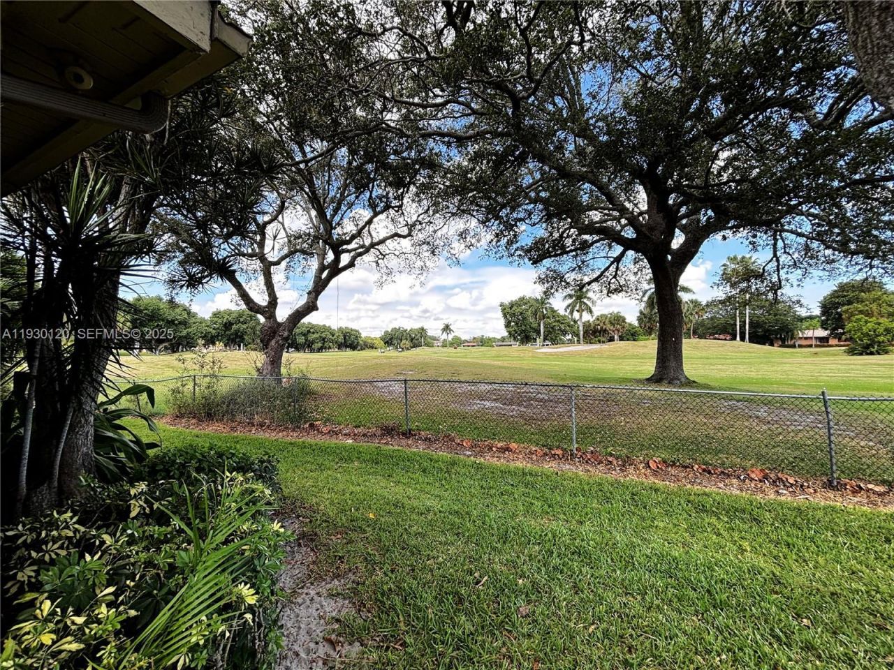 2001 S Saint Andrews Rd, Unit 121, Hollywood, FL 33021 Photo