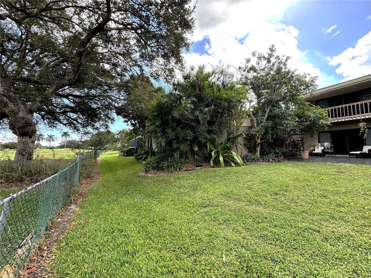 2001 S Saint Andrews Rd, Unit 121, Hollywood, FL 33021 Photo