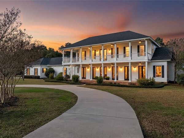 13167 Dominion Drive, Fairhope, AL 36532