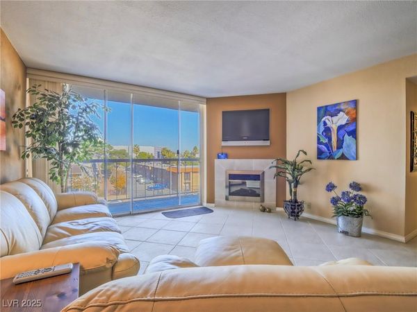725 N Royal Crest Circle, Unit 231, Las Vegas, NV 89169