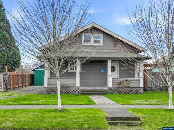 659 F St, Independence, OR 97351