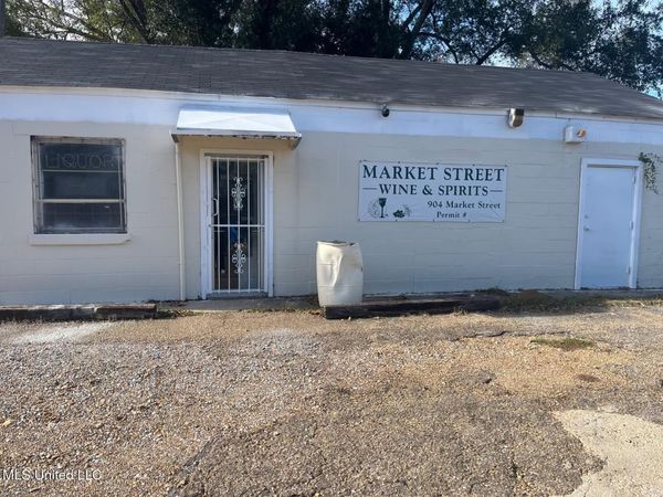 904 Market Street, Port Gibson, MS 39150