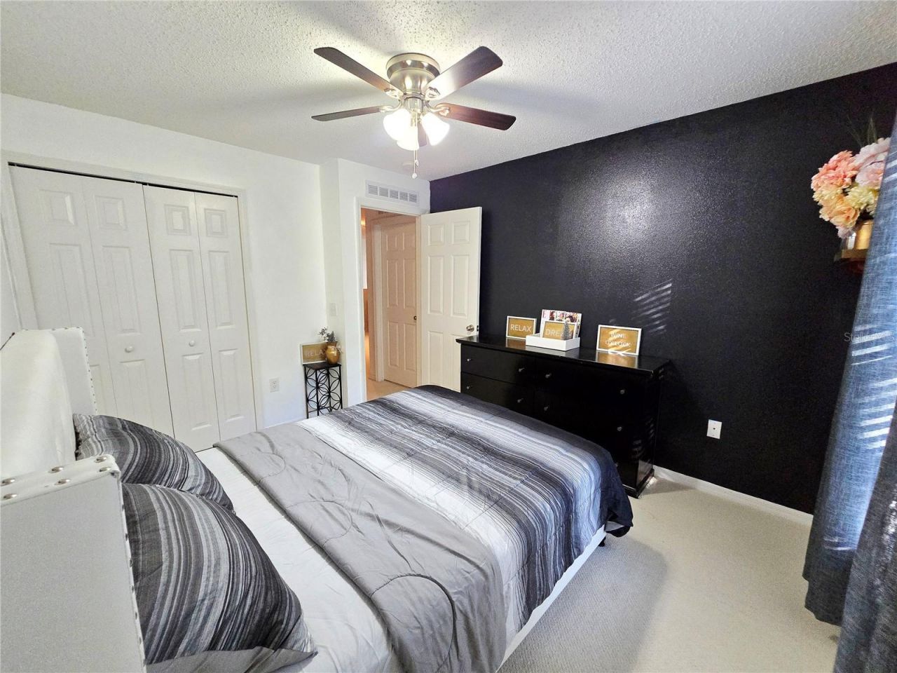 4607 Ashburn Square Drive, Tampa, FL 33610 Photo