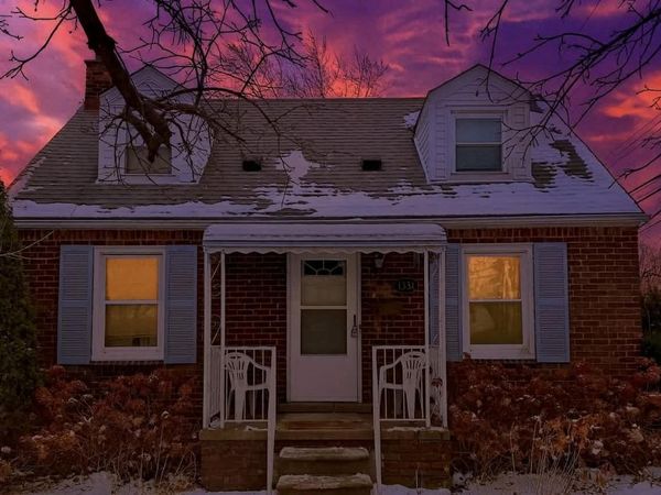 1331 Detroit Avenue, Lincoln Park, MI 00000