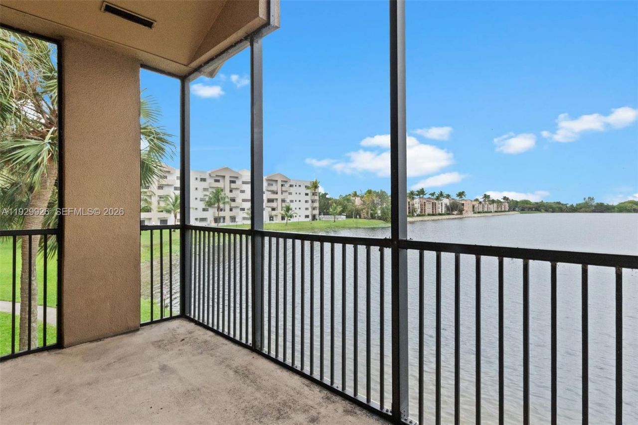 15569 N Miami Lakeway N, Unit 205-16, Miami Lakes, FL 33014 Photo