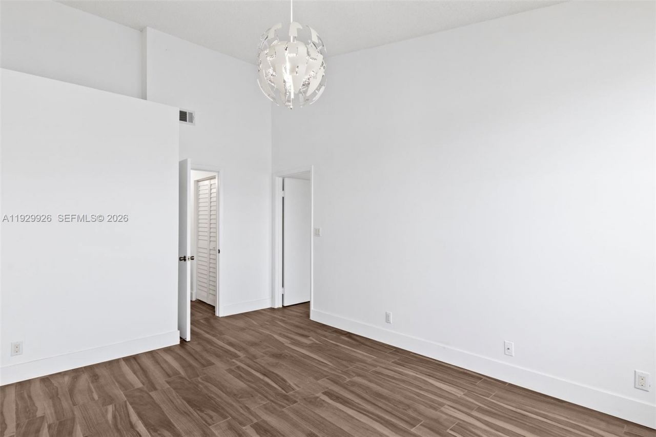 15569 N Miami Lakeway N, Unit 205-16, Miami Lakes, FL 33014 Photo