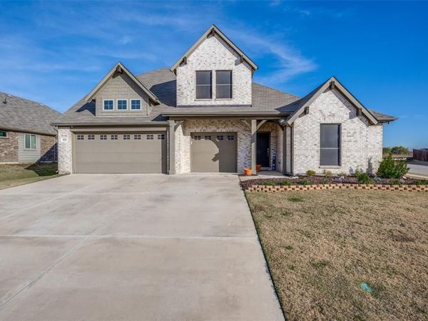623 Woodridge Drive, Oak Point, TX 75068