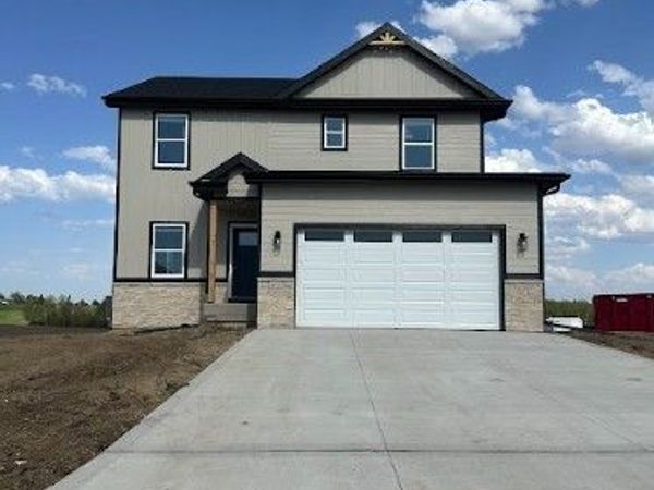 1677 22nd Avenue SE, Altoona, IA 50009