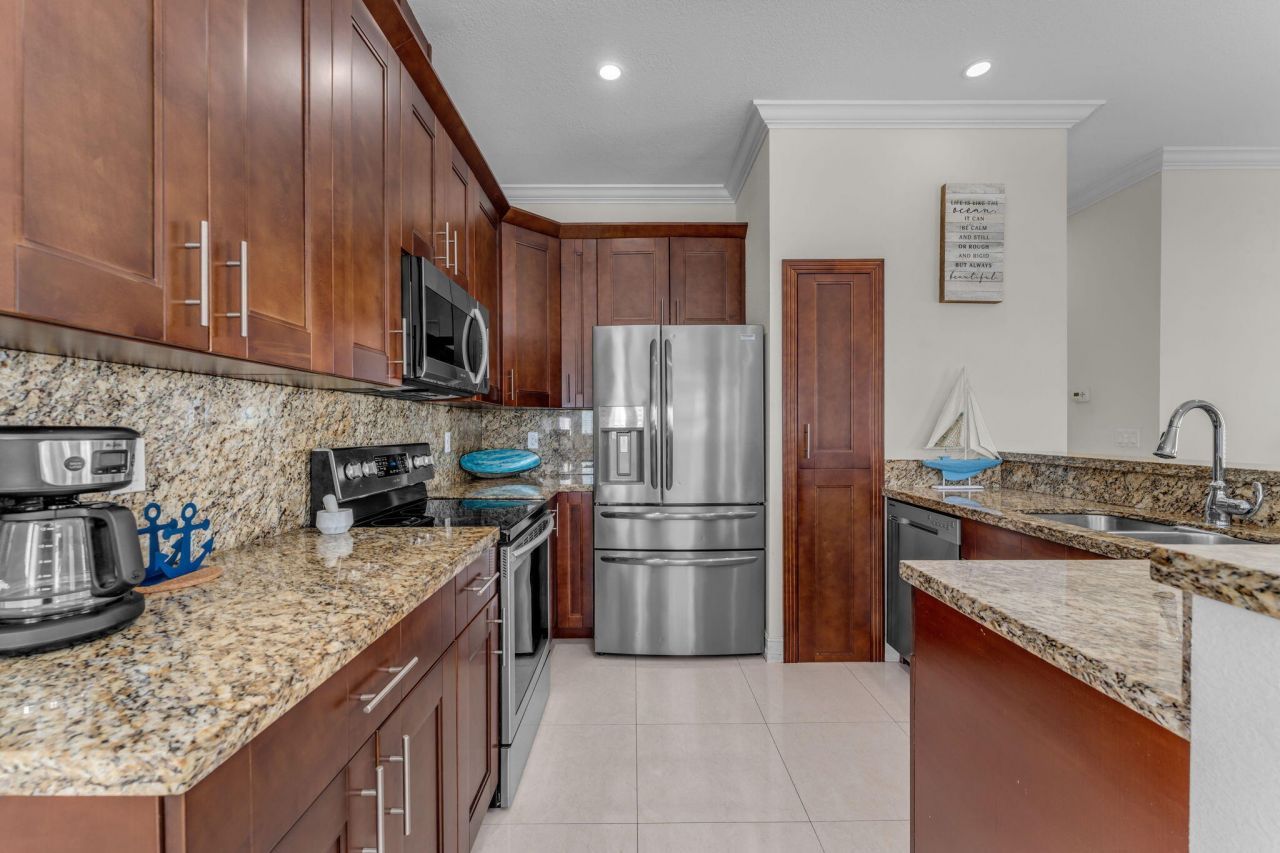 30 Coconut Drive, Key Largo, FL 33037 Photo