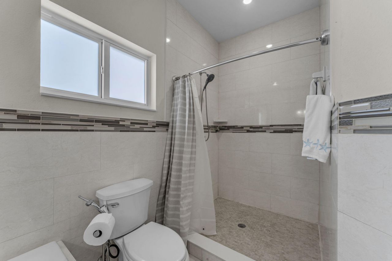 30 Coconut Drive, Key Largo, FL 33037 Photo