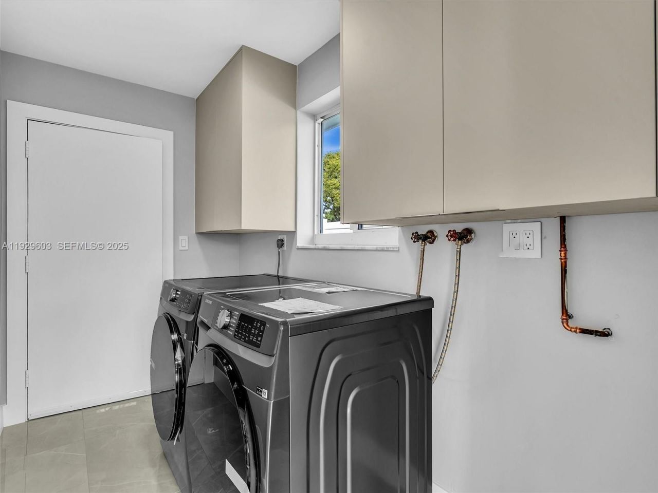 2144 NE 64th St, Fort Lauderdale, FL 33308 Photo