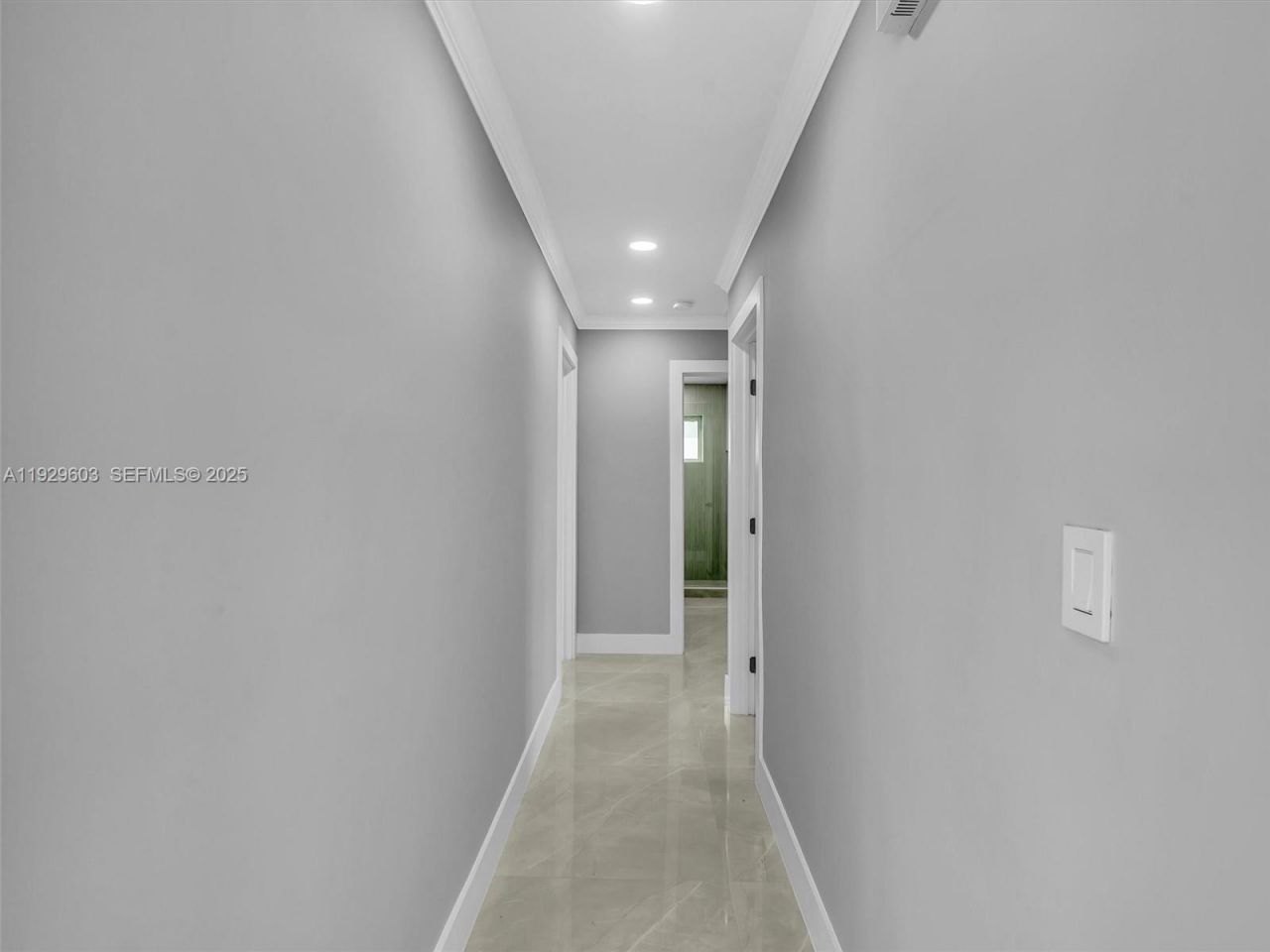 2144 NE 64th St, Fort Lauderdale, FL 33308 Photo