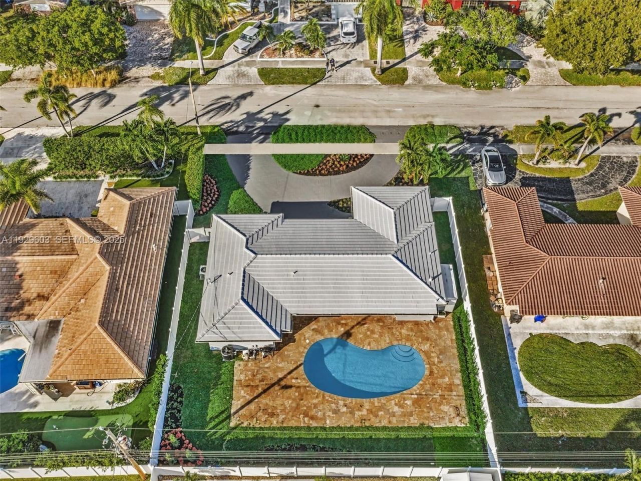 2144 NE 64th St, Fort Lauderdale, FL 33308 Photo