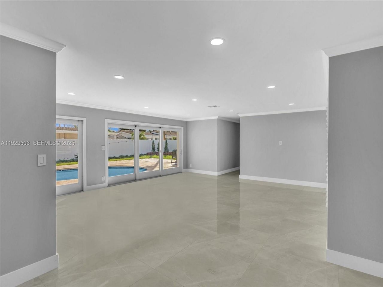 2144 NE 64th St, Fort Lauderdale, FL 33308 Photo