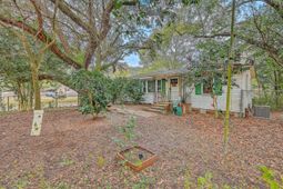 1628 Sumner Avenue photo 4