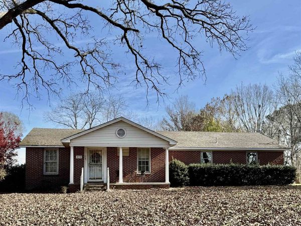 412 5th St NE, Red Bay, AL