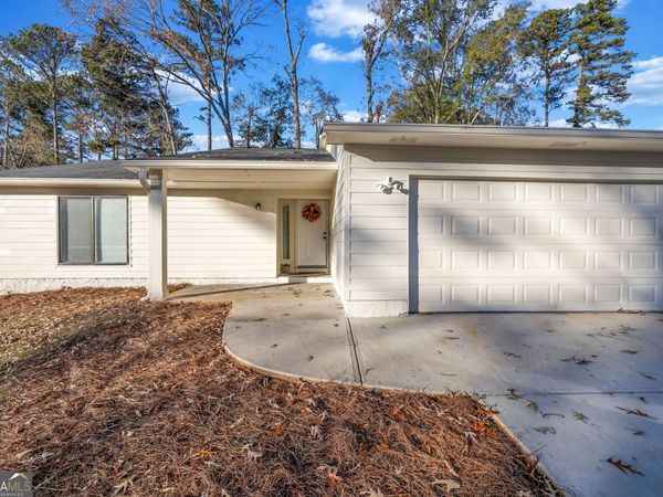 8413 Glenwoods Terrace, Riverdale, GA 30274