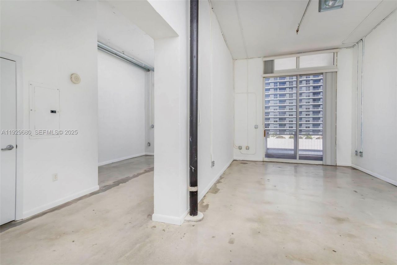 444 NE 30th St, Unit 1105, Miami, FL 33137 Photo