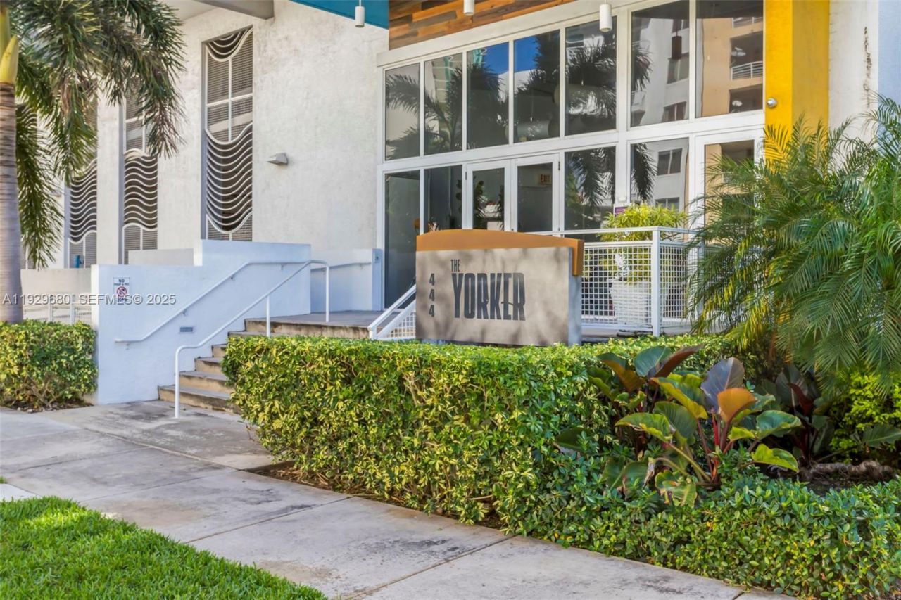 444 NE 30th St, Unit 1105, Miami, FL 33137 Photo
