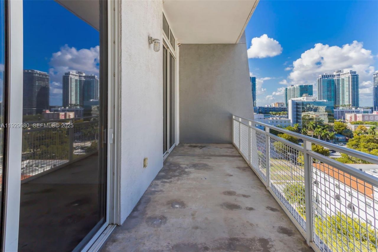 444 NE 30th St, Unit 1105, Miami, FL 33137 Photo