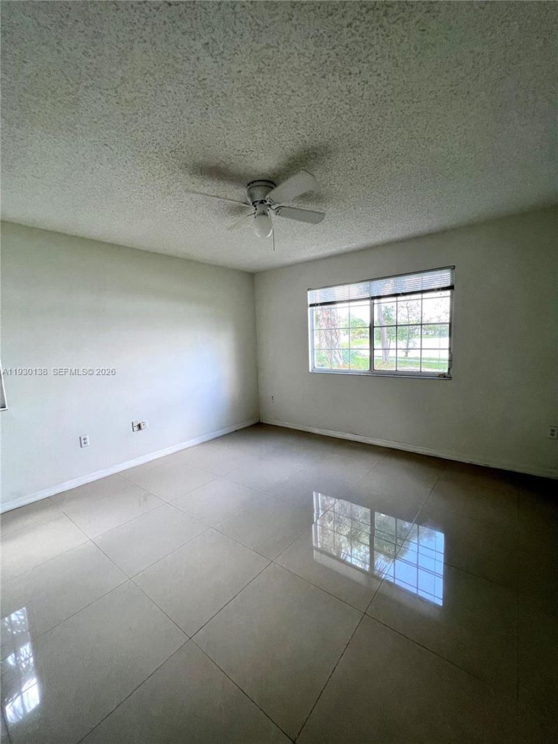 5061 Wiles Rd, Unit 102, Coconut Creek, FL 33073 Photo