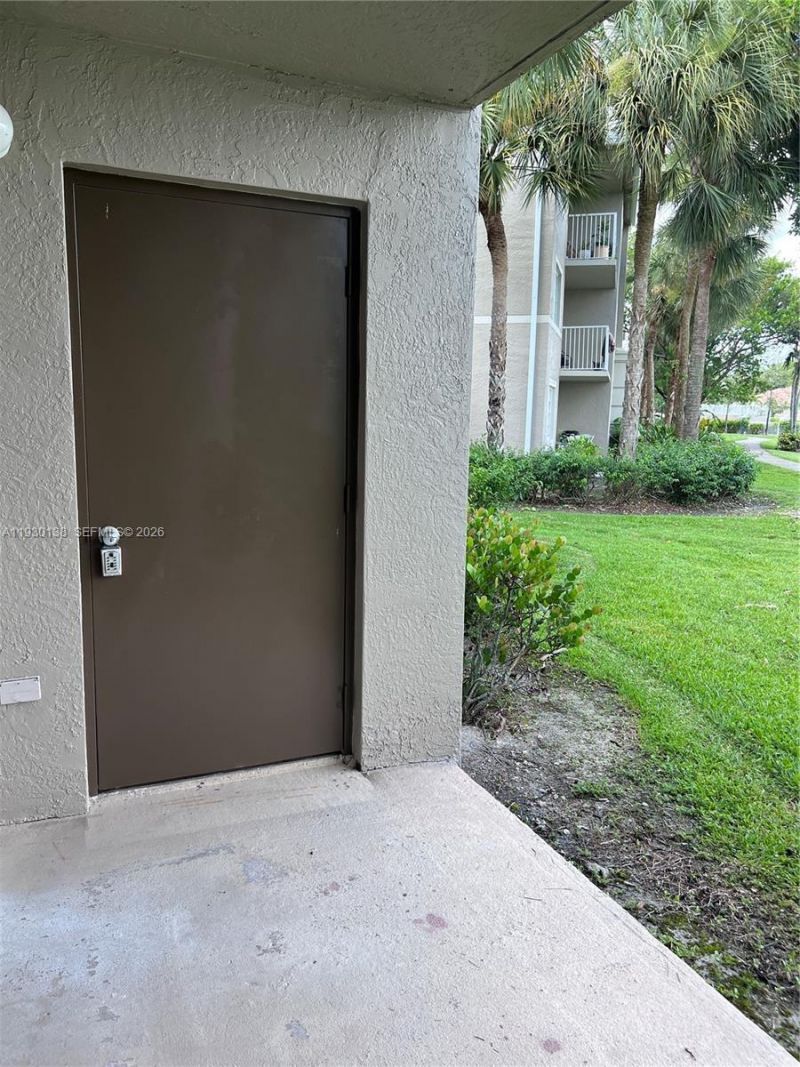 5061 Wiles Rd, Unit 102, Coconut Creek, FL 33073 Photo