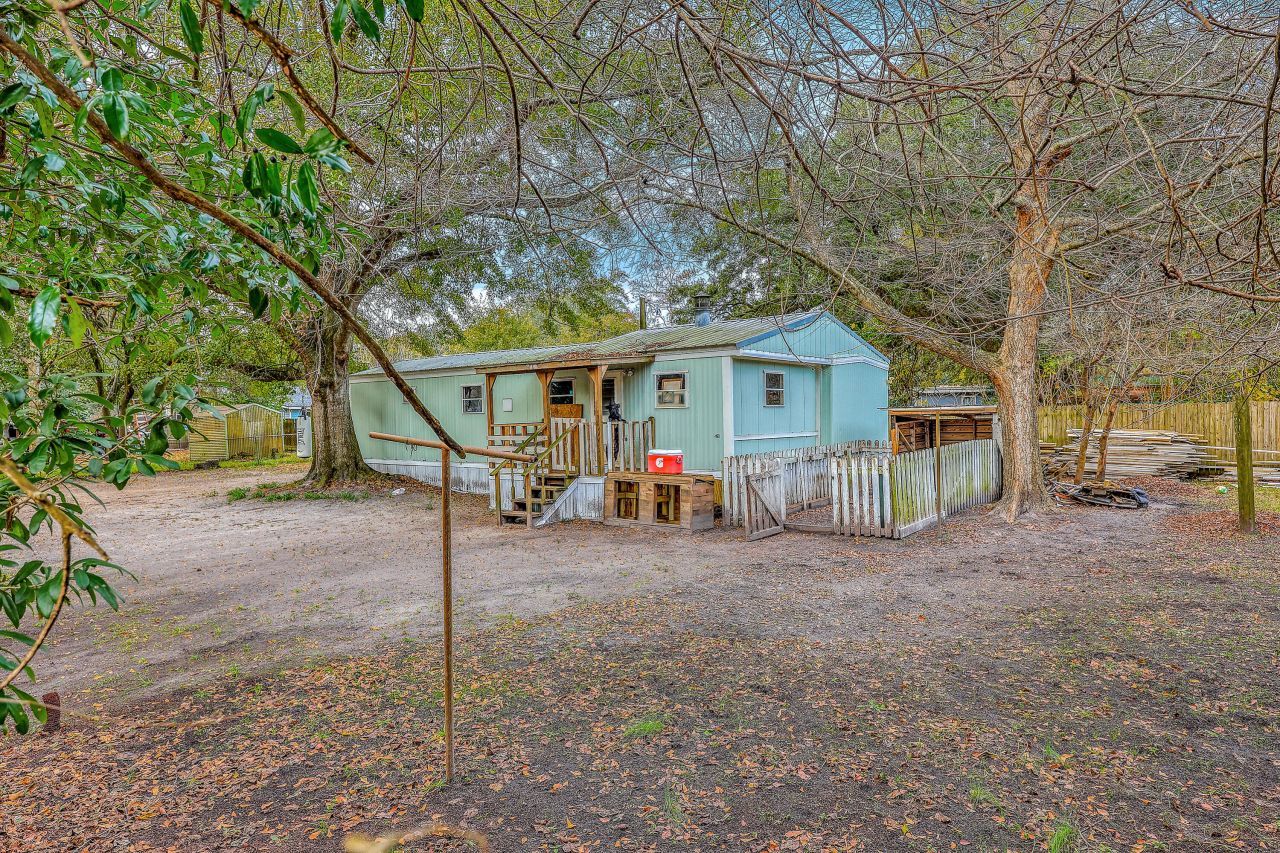 1634 Sumner Avenue Photo 12