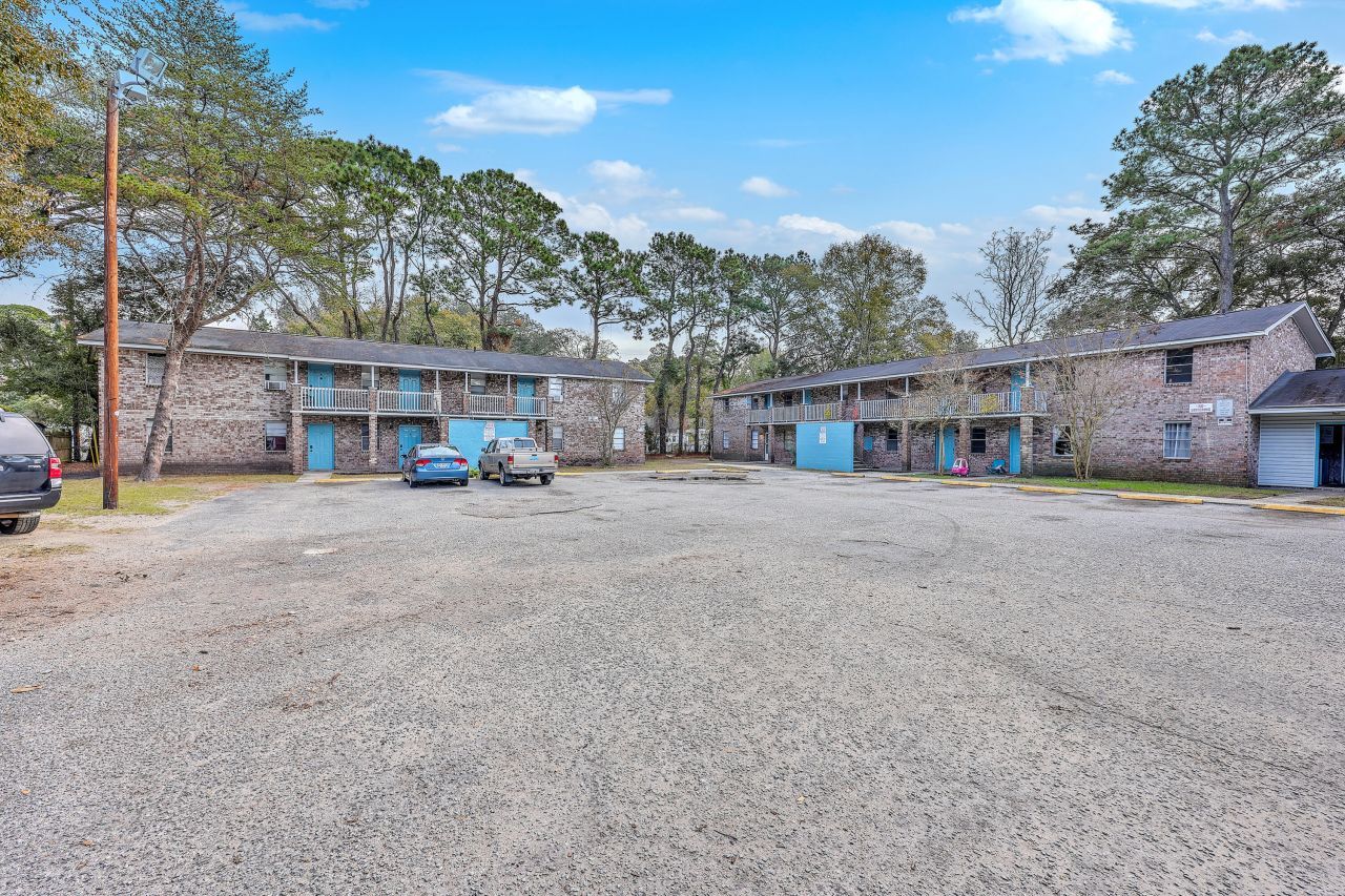 1634 Sumner Avenue Photo 14